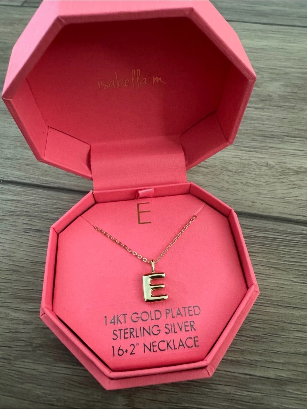 Abella Gold Letter E Pendant Necklace
